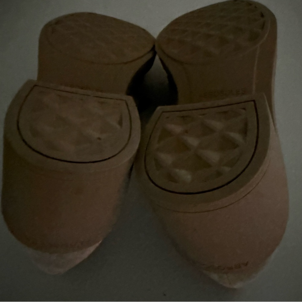 AEROSOLES Gibes Tan Suede Tassel Accent Stacked Heel Loafers Women’s Size 10 - Picture 7 of 10